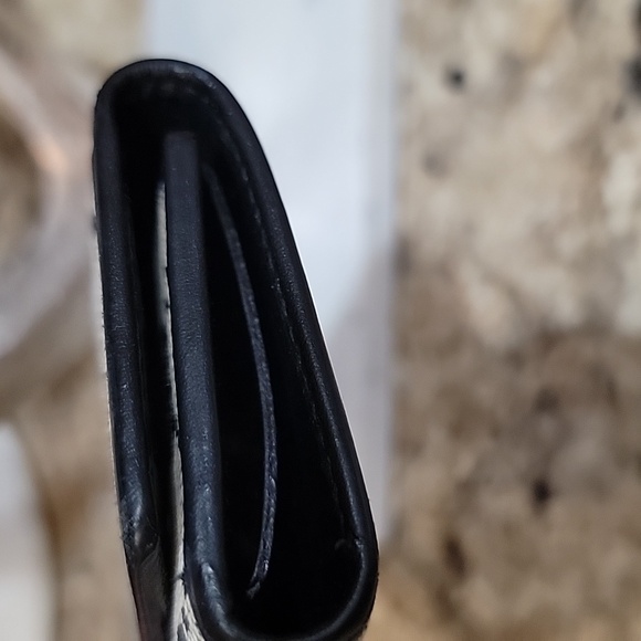 GUCCI  KEY RING HOLDER - Picture 5 of 9